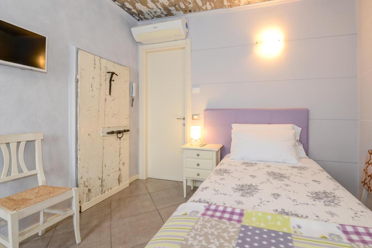 Il Nido Dei Gufi Bed And Breakfast Toscolano Maderno Exterior photo