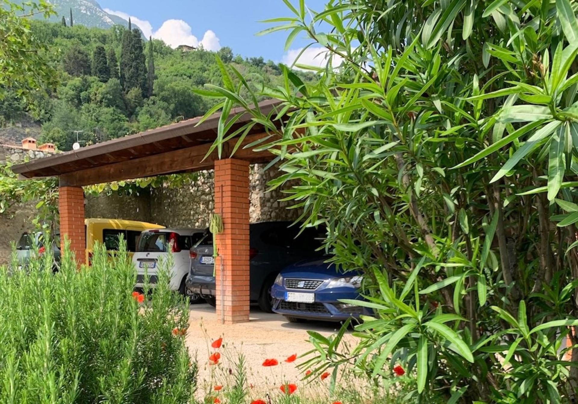 Il Nido Dei Gufi Bed And Breakfast Toscolano Maderno Exterior photo