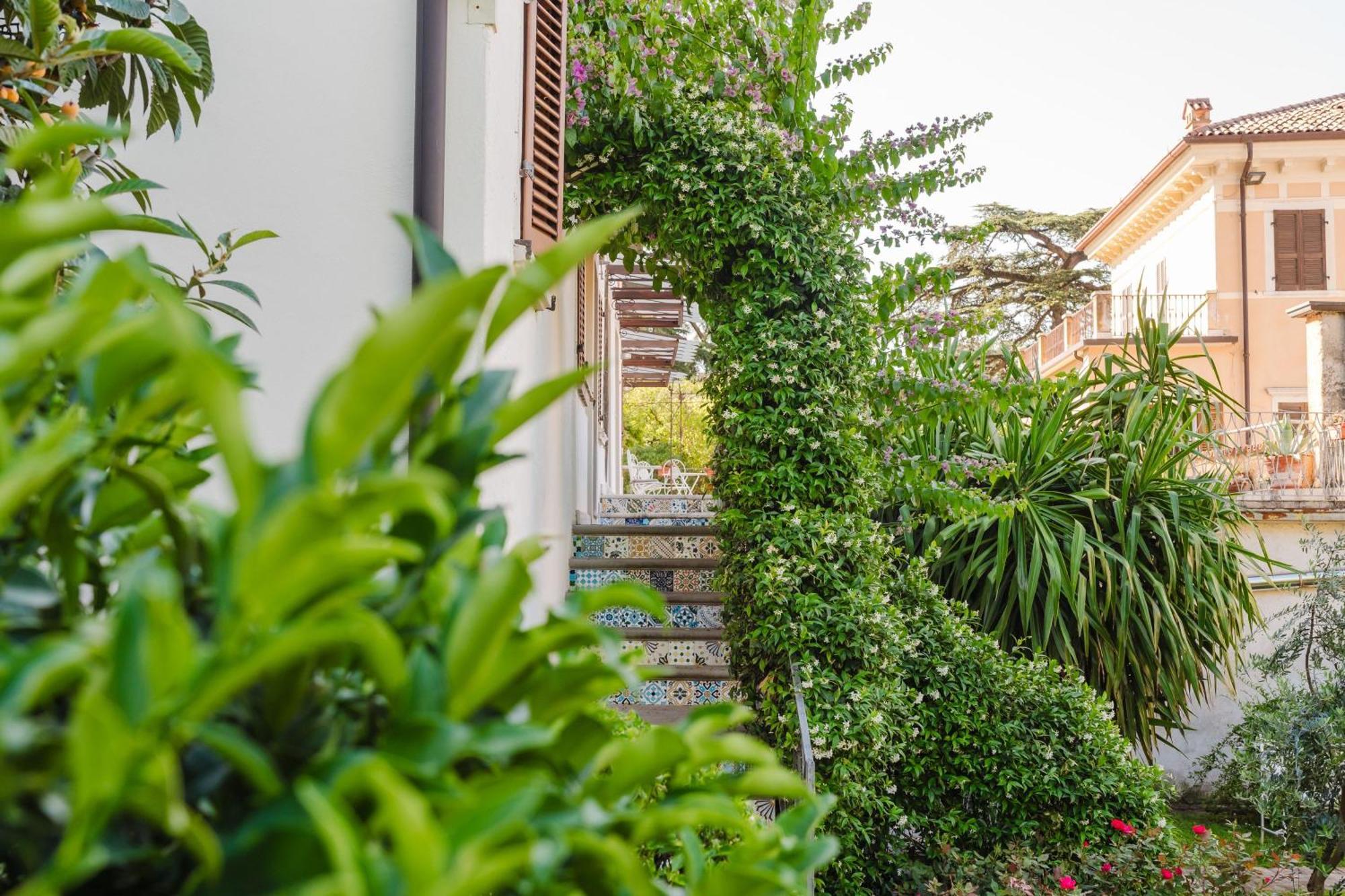 Il Nido Dei Gufi Bed And Breakfast Toscolano Maderno Exterior photo